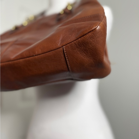 Coach Chelsea Jayden in Tan Leather, circa 2011 - Picture 14 of 15